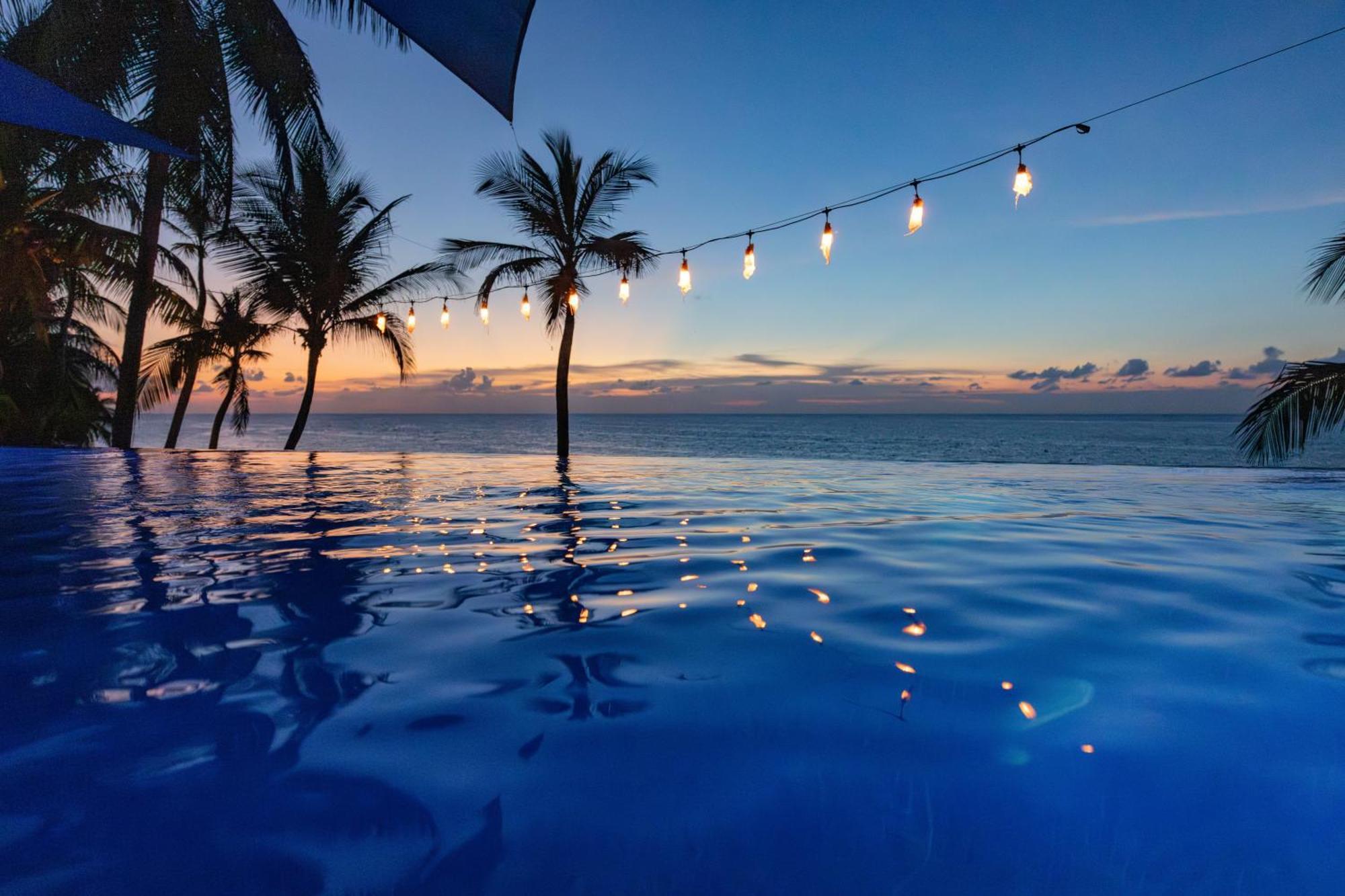 Yemaya Reefs, A Small Luxury Hotel Литтл-Корн-Айленд Экстерьер фото