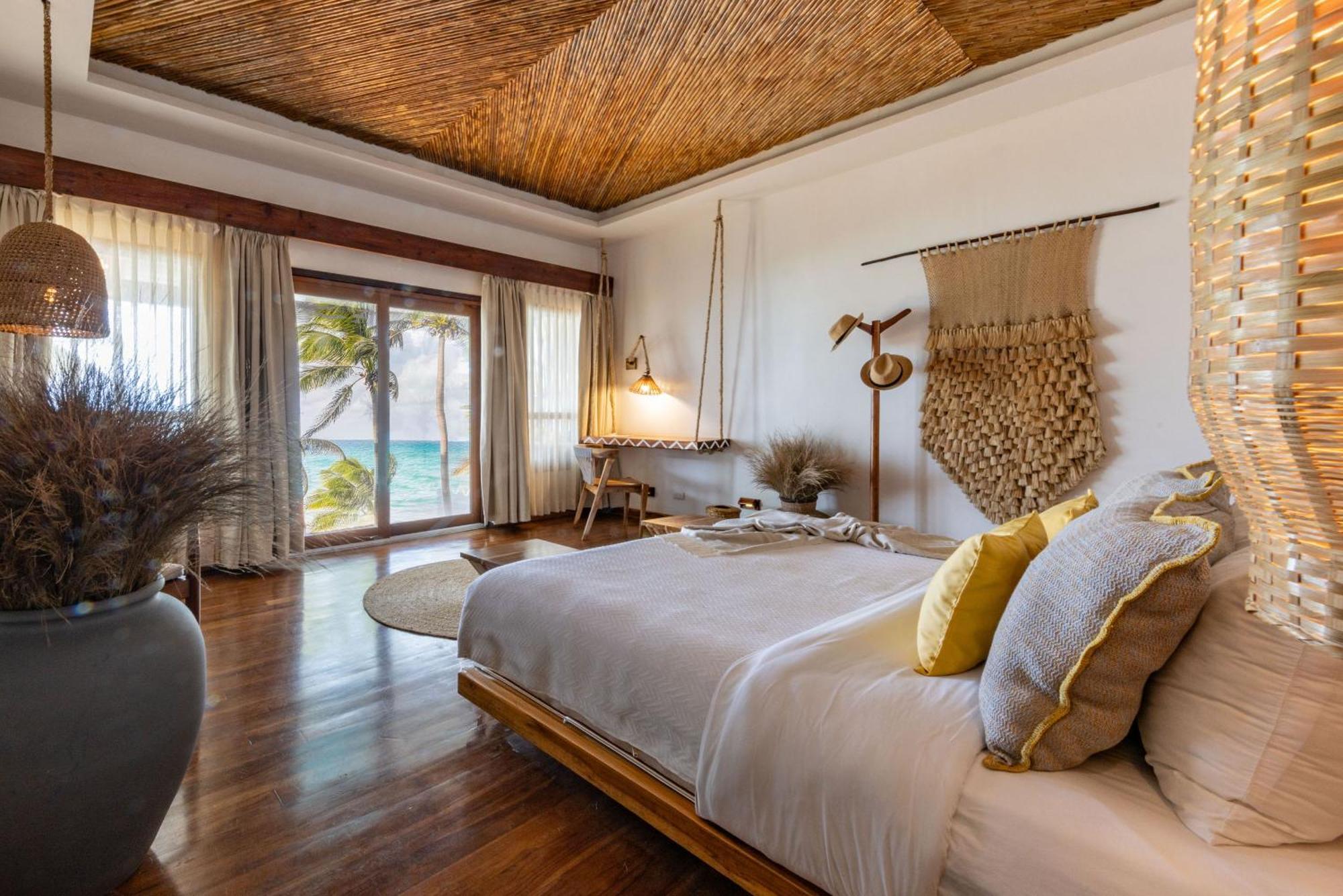 Yemaya Reefs, A Small Luxury Hotel Литтл-Корн-Айленд Экстерьер фото
