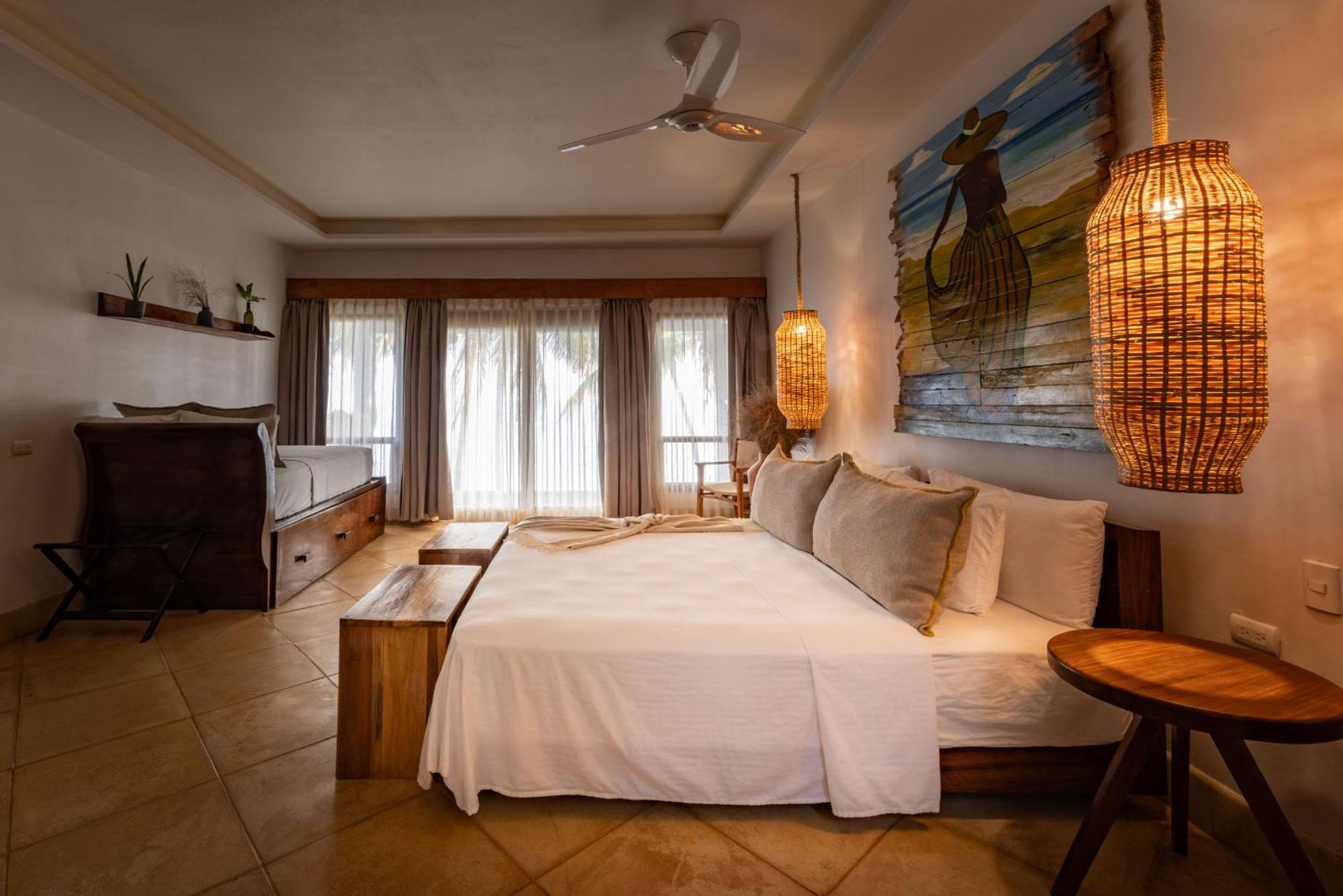 Yemaya Reefs, A Small Luxury Hotel Литтл-Корн-Айленд Экстерьер фото
